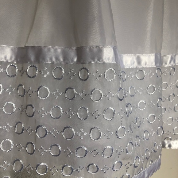 First Communion Girls Dress - Picture 7 of 8